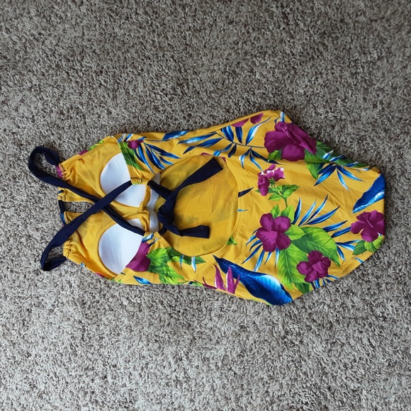 TOMMY BAHAMA TROPICAL FLORAL ONE PIECE SWIMSUIT - Picture 3 of 5